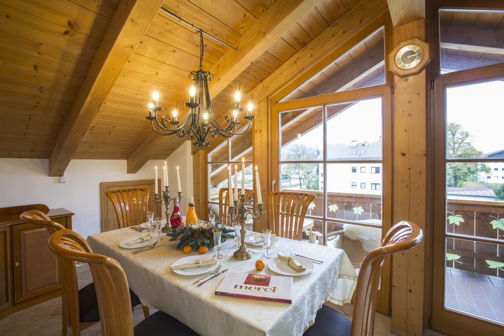 Golden Gapa Penthouse 1 Daire Garmisch-Partenkirchen Oda fotoğraf