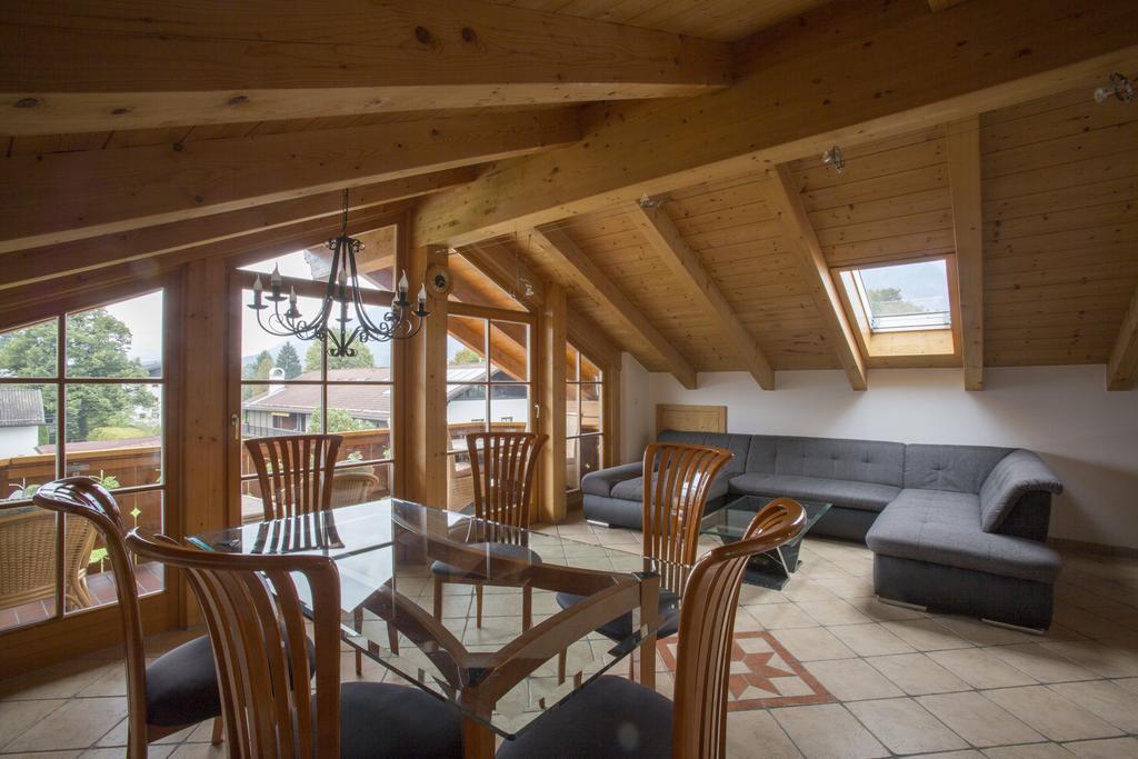 Golden Gapa Penthouse 1 Daire Garmisch-Partenkirchen Oda fotoğraf